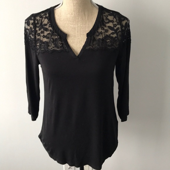 Reitmans Tops - Lace shirt